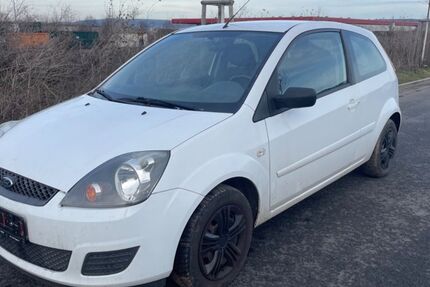 Ford Fiesta 132.000 km 649 € Rosdorf 37124