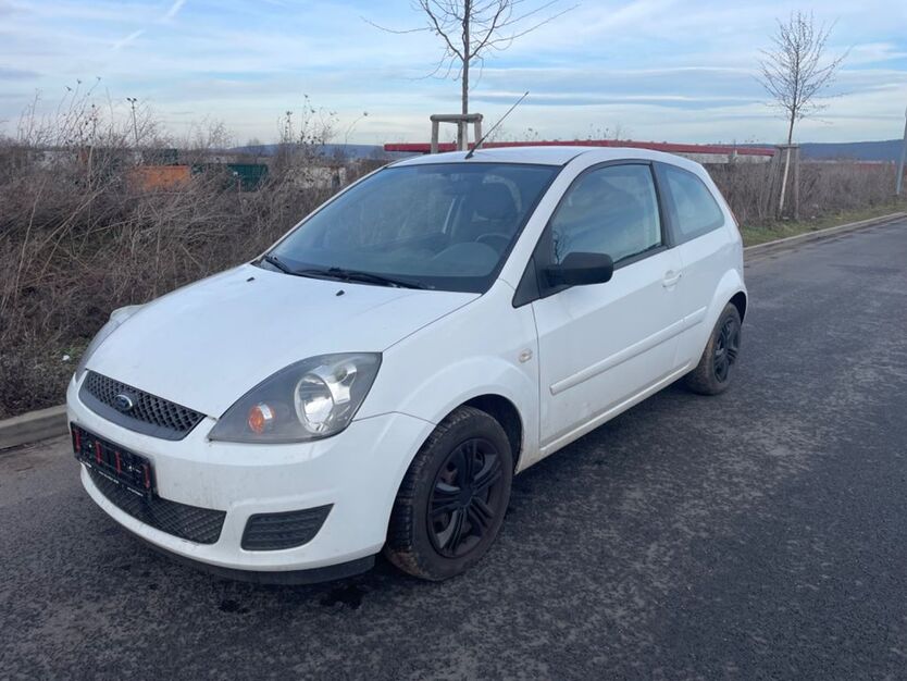 Ford Fiesta 132.000 km 649 € Rosdorf 37124