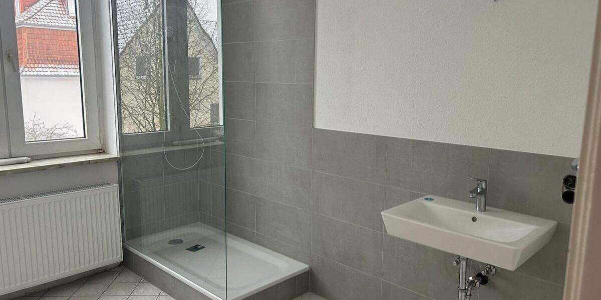 Etagenwohnung Göttingen Oststadt - 4 Zimmer, 107 m&sup2;, 1.230&euro; | Angebot:25769183