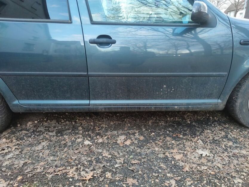 VW Bora 294.850 km 700 € Northeim 37154