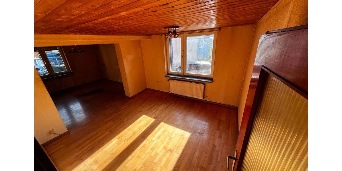 Einfamilienhaus Duderstadt - 5 Zimmer, 131 m&sup2;, 88.500&euro; | Angebot:25640650