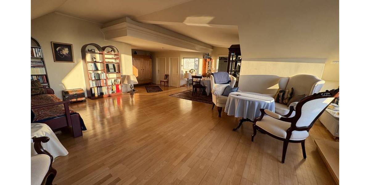 Etagenwohnung Göttingen Nordstadt - 3 Zimmer, 130 m&sup2;, 580.000&euro; | Angebot:26187983