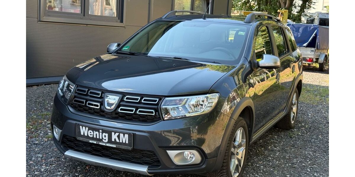 Dacia Logan 75.000 km 8.900 &euro; Witzenhausen 37213