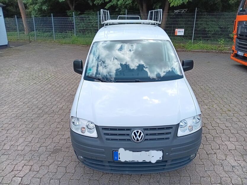 VW Caddy 129.210 km 3.900 € Göttingen 37079