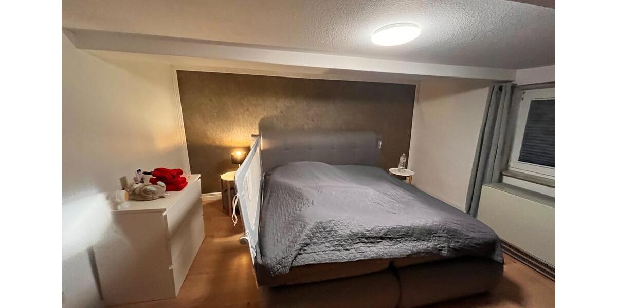 Doppelhaushälfte Wesertal - 9 Zimmer, 128 m&sup2;, 650&euro; | Angebot:24688572