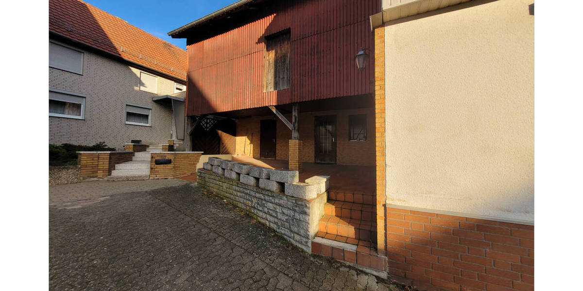 Mehrfamilienhaus, Wohnhaus Krebeck - 6 Zimmer, 176 m&sup2;, 39.000&euro; | Angebot:25696050