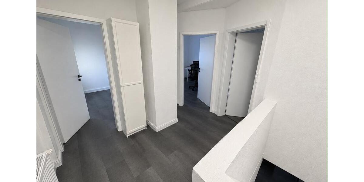 Einfamilienhaus Hardegsen - 6 Zimmer, 103 m&sup2;, 120.000&euro; | Angebot:26863451