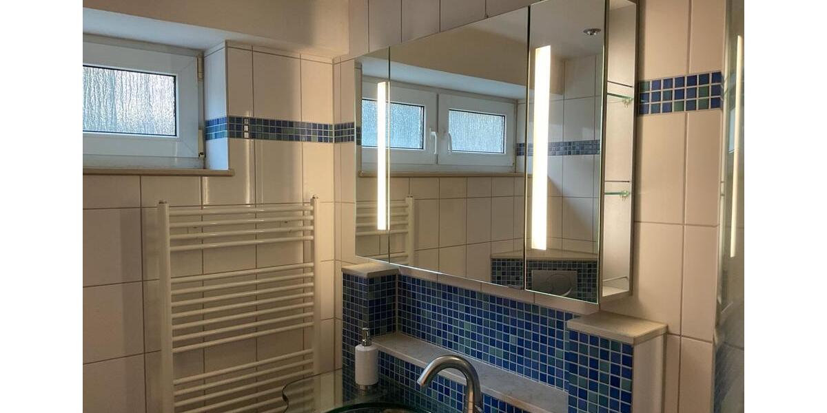 Etagenwohnung Gleichen - 2 Zimmer, 97 m&sup2;, 900&euro; | Angebot:25397275