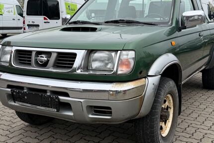 Nissan Navara 173.707 km 3.900 &euro; Göttingen 37081