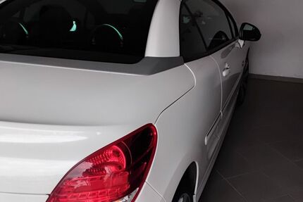Peugeot 207 92.000 km 5.500 &euro; Kalefeld 37589
