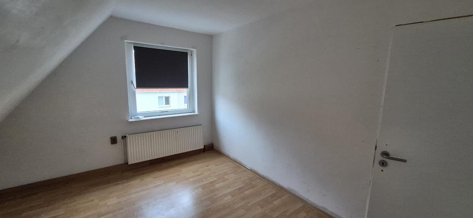 Dachgeschoßwohnung Northeim - 3 Zimmer, 62 m&sup2;, 490&euro; | Angebot:25784033