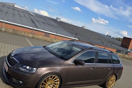 Skoda Octavia 112.000 km 9.999 € Rosdorf 37124