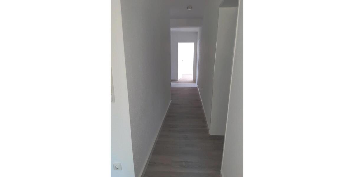 Etagenwohnung Northeim - 3 Zimmer, 85 m&sup2;, 699&euro; | Angebot:25784020