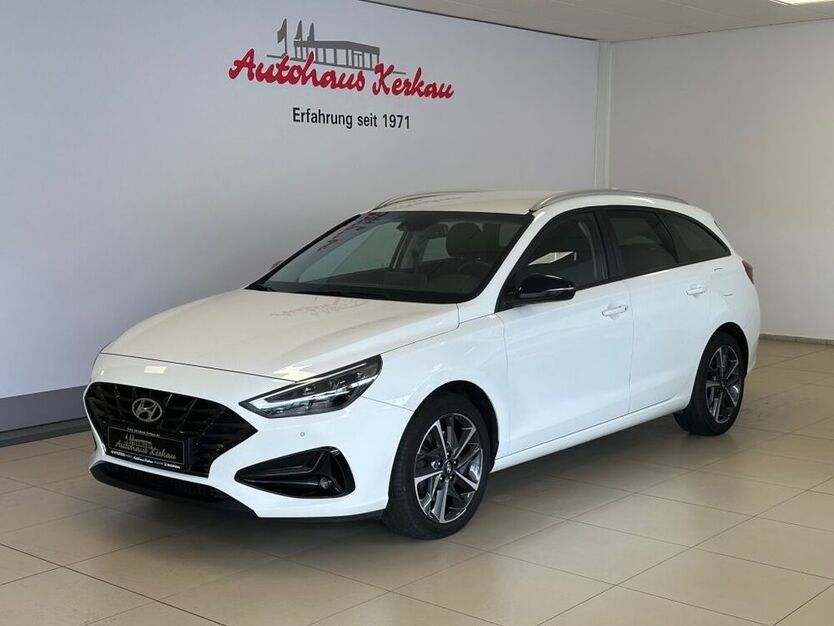 i30