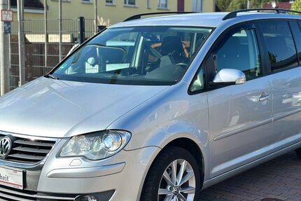 VW Touran 302.000 km 4.290 € Uder 37318