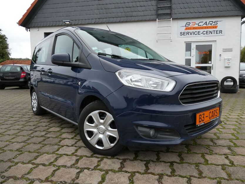 Ford Tourneo Courier 163.860 km 4.990 € Northeim/OT Hohnstedt 37154