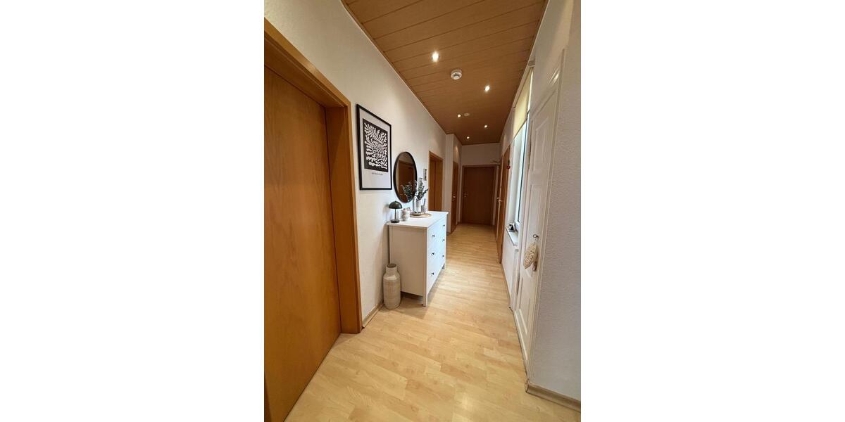 Lichtdurchflutete 4 Zimmer Wohnung in Bestlage von Eschwege 4 zimmer