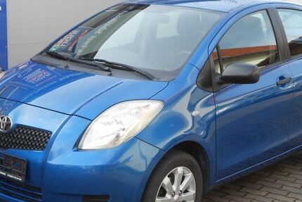 Toyota Yaris 54.000 km 4.870 &euro; Bodensee bei Göttingen 37434