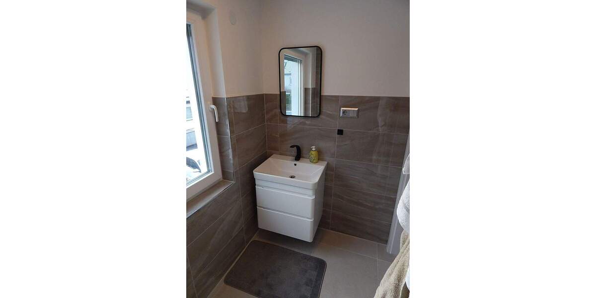 Reihenmittelhaus Göttingen Grone - 6 Zimmer, 112 m&sup2;, 1.600&euro; | Angebot:24874388