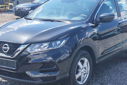 Nissan Qashqai 182.676 km 7.973 &euro; Rosdorf 37124