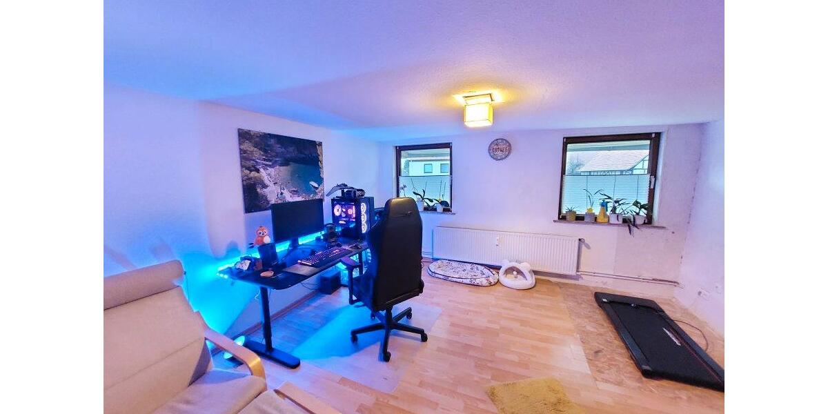 Etagenwohnung Rosdorf - 6 Zimmer, 127 m&sup2;, 1.050&euro; | Angebot:26420468
