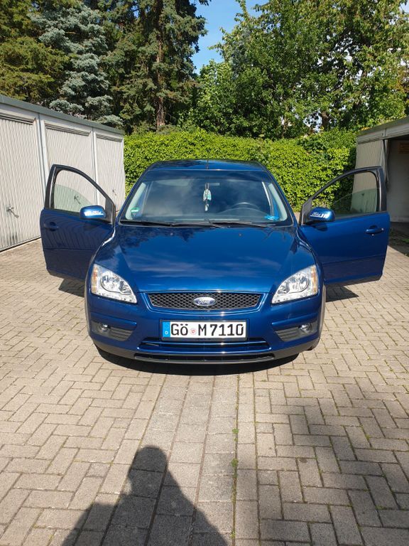 Ford Focus 133.200 km 2.999 € Göttingen 37079