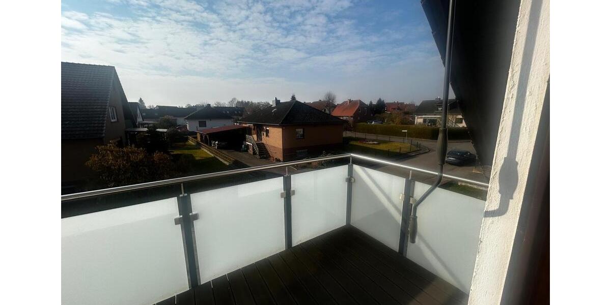 Dachgeschoßwohnung Adelebsen - 3 Zimmer, 127 m&sup2;, 900&euro; | Angebot:26085885