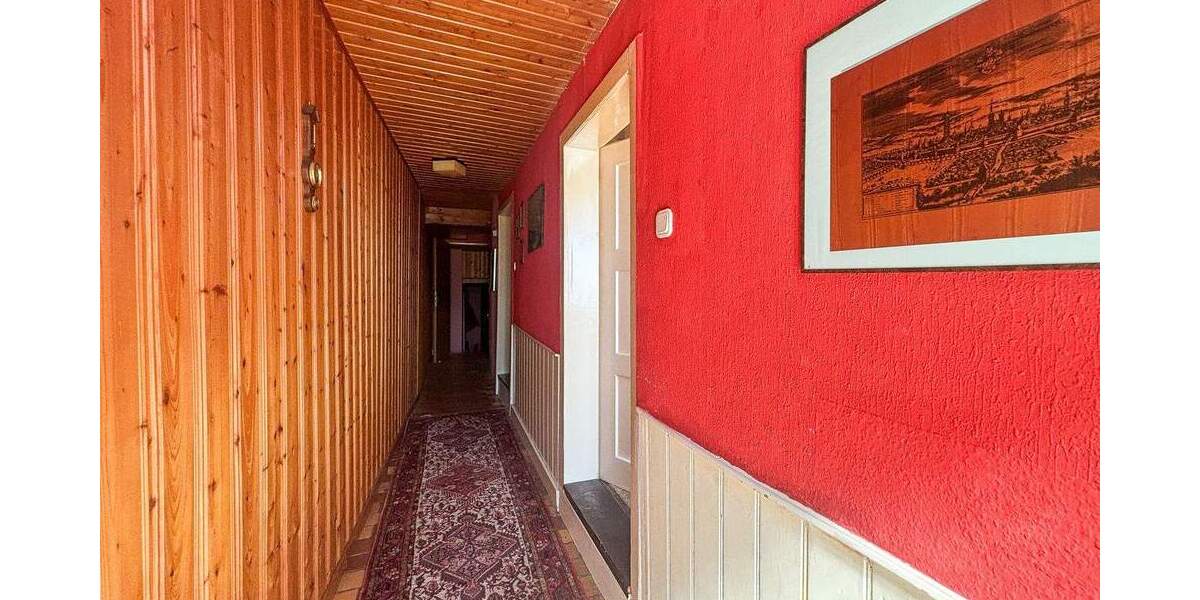 Reihenmittelhaus Hardegsen - 4 Zimmer, 114 m&sup2;, 79.000&euro; | Angebot:25749054