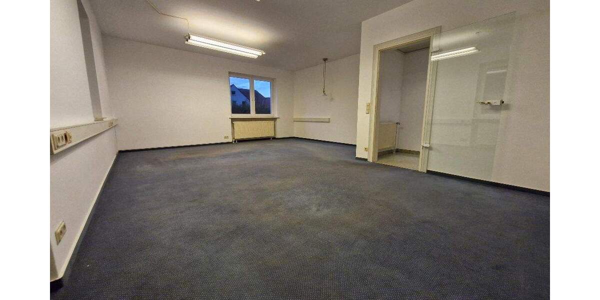 Charmante 3-Zimmer-Wohnung im Hochparterre Ab Dezember 2025 bezugsfrei 3 zimmer