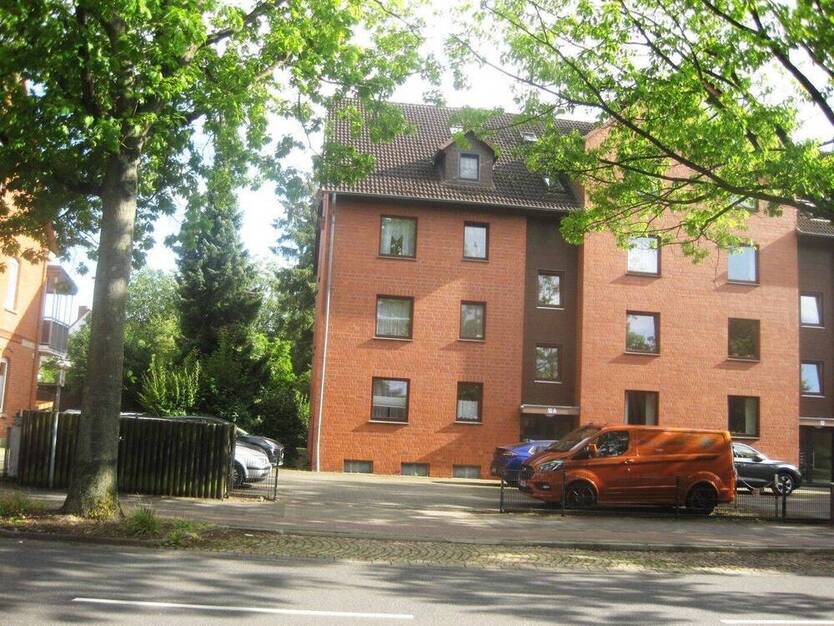 Gepfl.- 3- Zi.-DG.- Maisonette-ETW.-Whg. mit Loggia und Fernblick in Northeim nähe Centrum