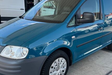 VW Caddy 331.000 km 6.999 &euro; Rosdorf 37124