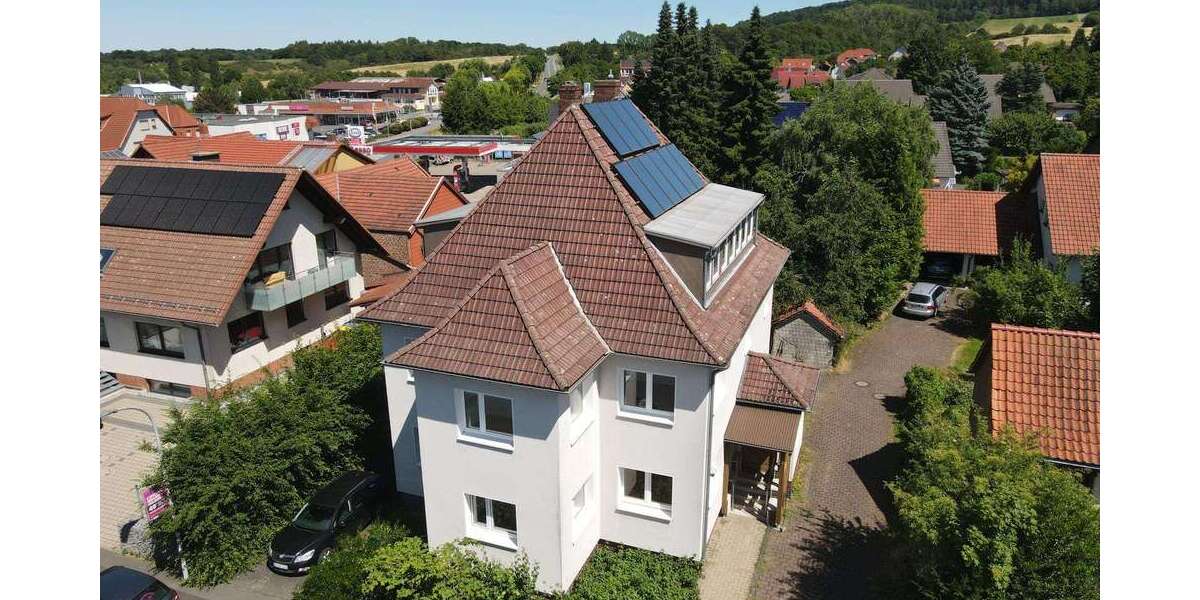 Einfamilienhaus Dransfeld - 9 Zimmer, 260 m&sup2;, 395.000&euro; | Angebot:22675362