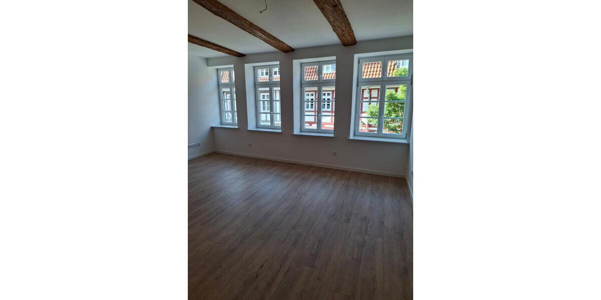 frisch renovierte 3 Zimmer Wohnung mit Balkon 3 zimmer