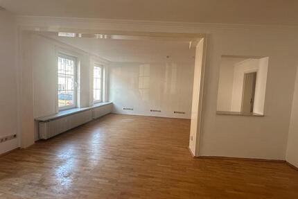 Wohnung Dransfeld - 3 Zimmer, 105 m&sup2;, 950&euro; | Angebot:26122651