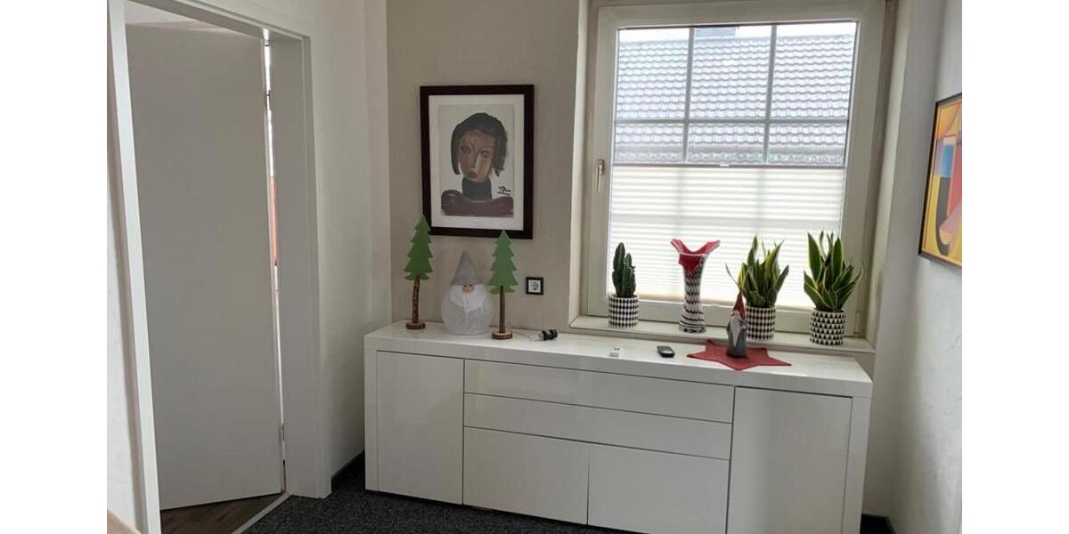 Reihenhaus Uslar - 5.5 Zimmer, 140 m&sup2;, 1.150&euro; | Angebot:24842663