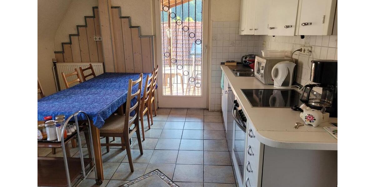 Einfamilienhaus Wesertal - 8 Zimmer, 220 m&sup2;, 185.000&euro; | Angebot:26023084
