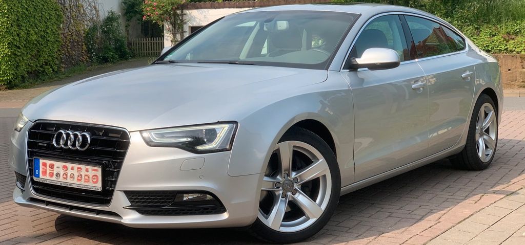 Audi A5 176.500 km 15.490 &euro; Beienrode bei Göttingen 37130