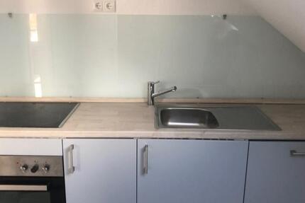 2 Zimmer Dachgeschoßwohnung Elliehausen in 4 Parteienhaus
