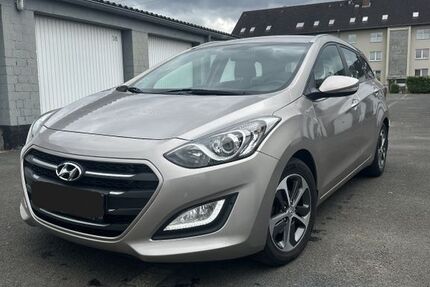 Hyundai i30 110.000 km 10.500 &euro; Göttingen 37073