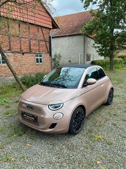 Fiat 500e 10.600 km 23.890 € Ebergötzen 37136