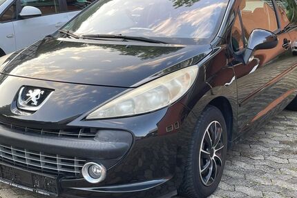 Peugeot 207 145.000 km 690 &euro; Gleichen 37130