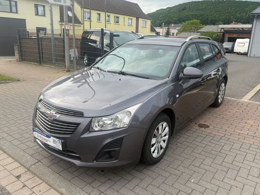 Chevrolet Cruze 161.000 km 5.490 € Uder 37318