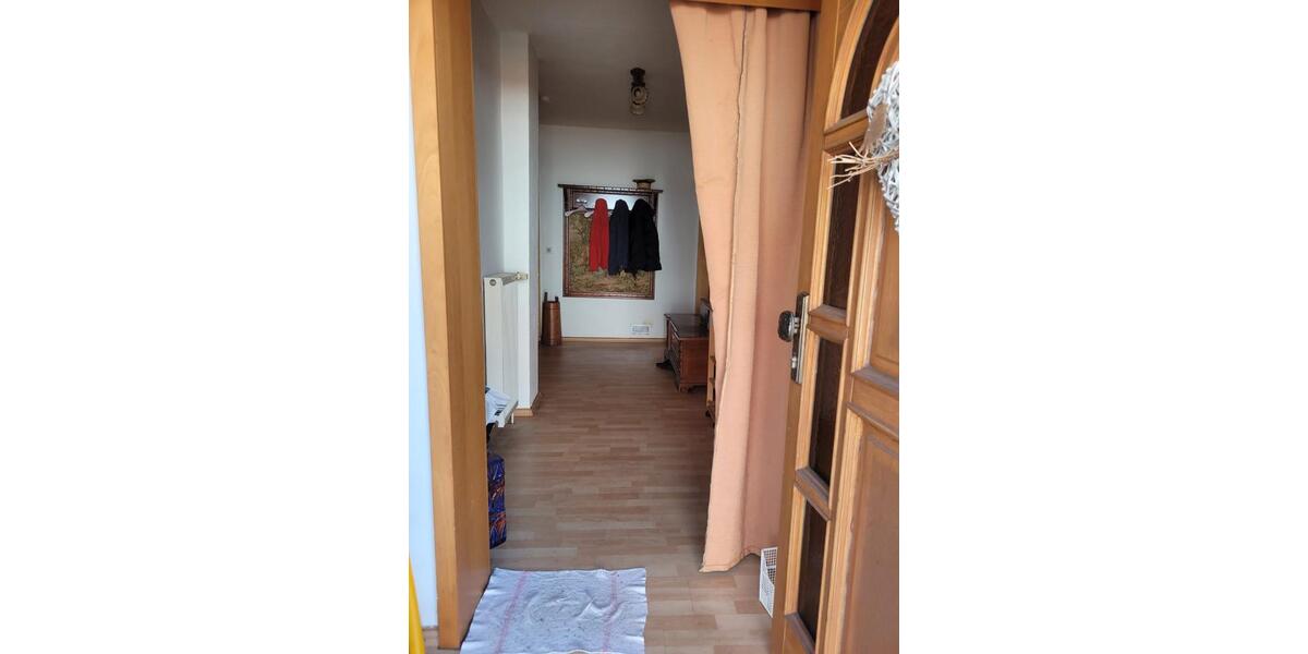 Einfamilienhaus Wesertal - 8 Zimmer, 220 m&sup2;, 185.000&euro; | Angebot:26023084