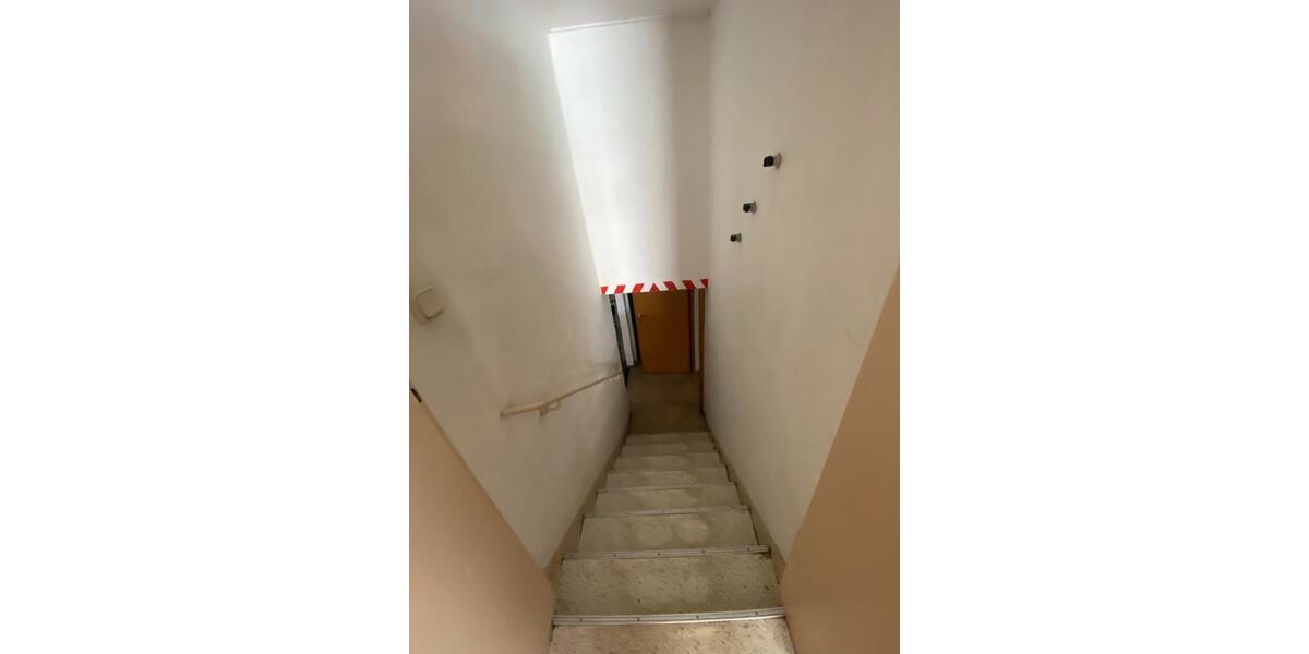 Zentrale Gewerbefläche 70 m² in Rosdorf zimmer