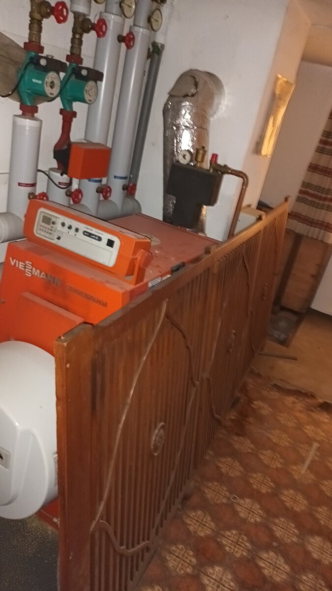 Wesertal-OT, Zweifamilienhaus + Gewerbe 10 zimmer