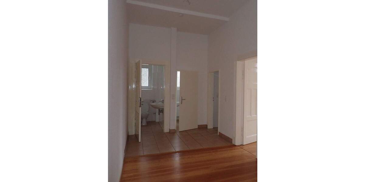 Etagenwohnung Göttingen Oststadt - 5 Zimmer, 145 m&sup2;, 1.450&euro; | Angebot:24156016