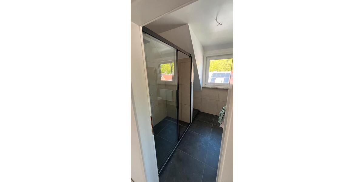 Dachgeschoßwohnung Rosdorf - 4 Zimmer, 83 m&sup2;, 750&euro; | Angebot:26350800