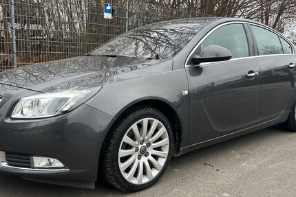 Opel Insignia 105.000 km 8.300 &euro; Göttingen 37079