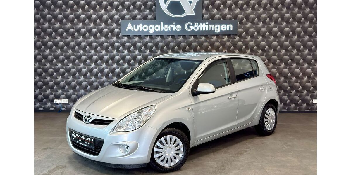 Hyundai i20 92.351 km 6.999 &euro; Göttingen 37081