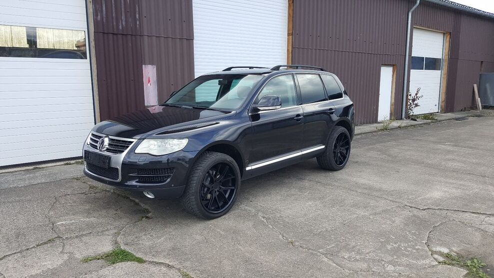 VW Touareg 342.000 km 7.490 € Kalefeld-Echte 37589